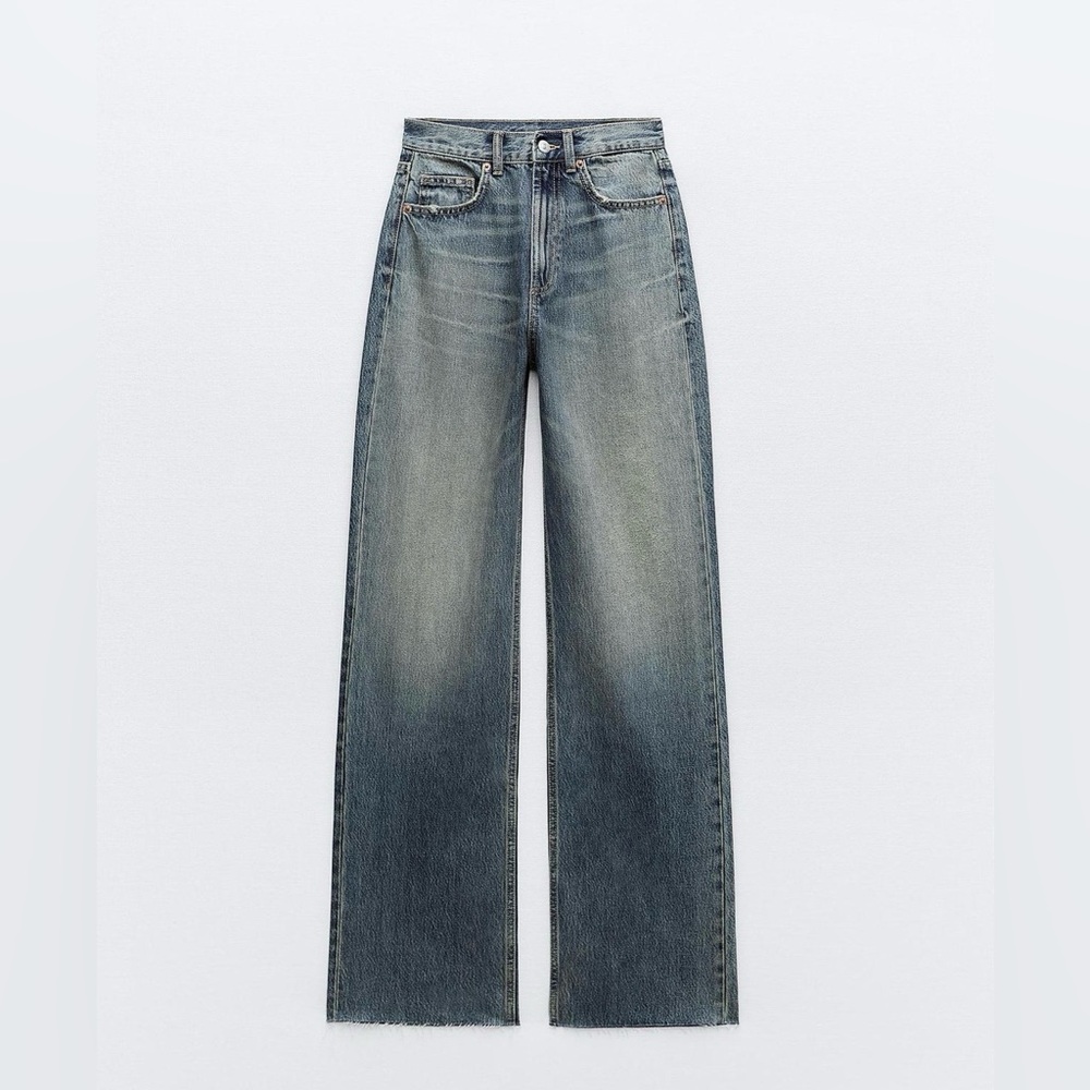 Zara High Waist Wide Leg Jeans - Size 4